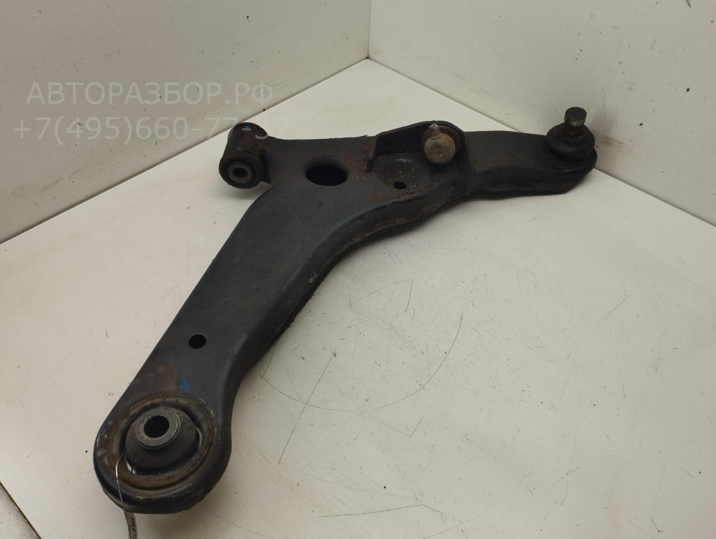 Рычаг передний правый