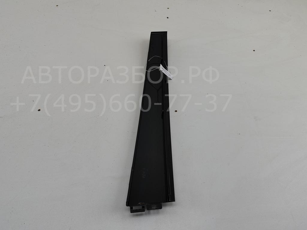Накладка двери задней правой
