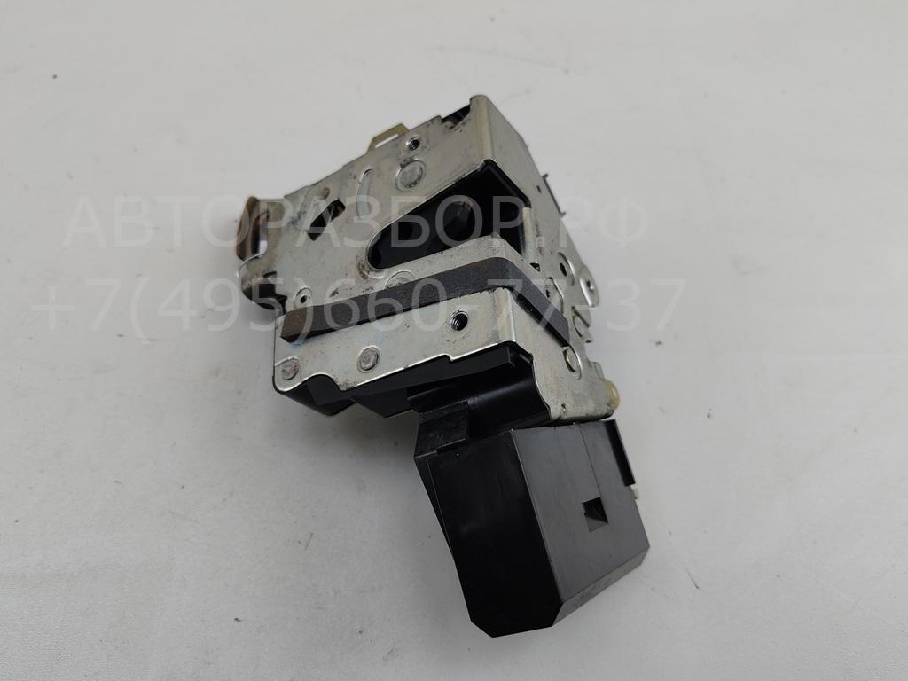 Замок двери передней правой