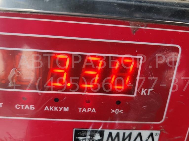 Стекло двери передней правой