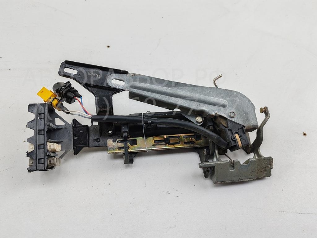 Ручка двери передней наружная левая