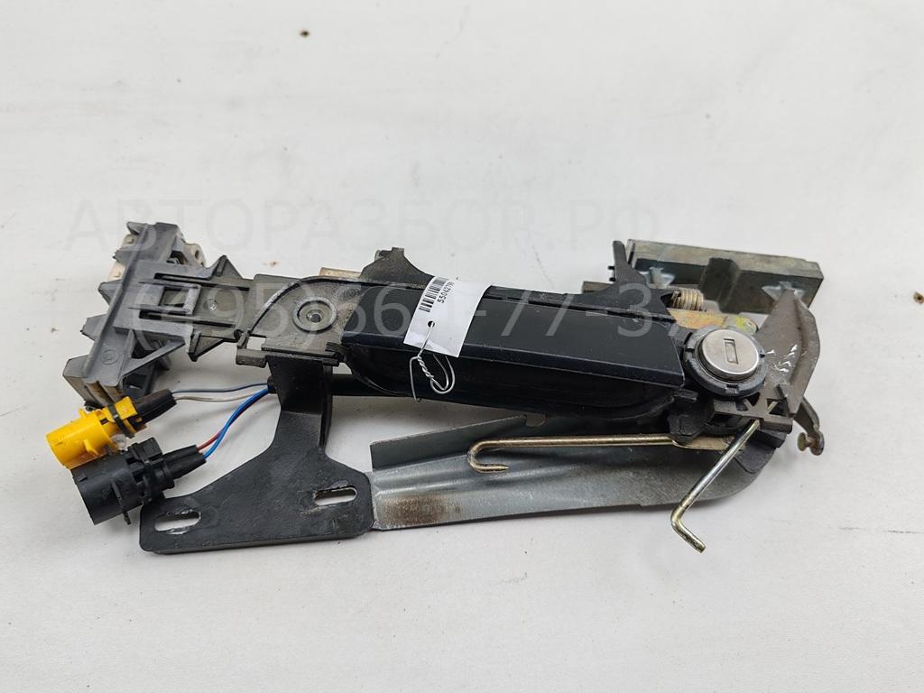 Ручка двери передней наружная левая