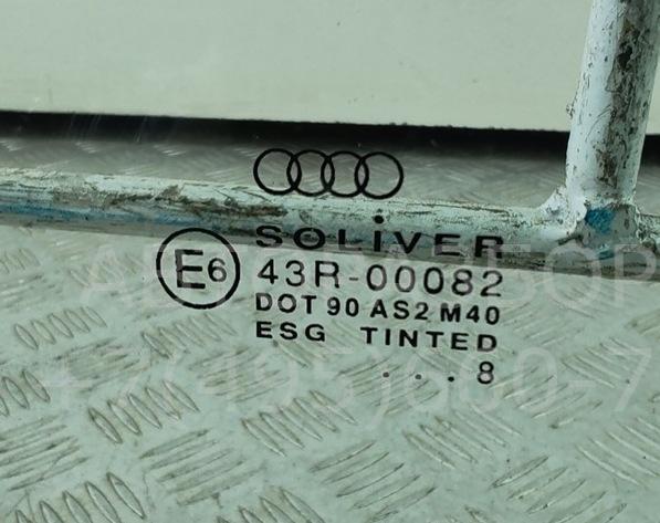 Стекло двери передней правой