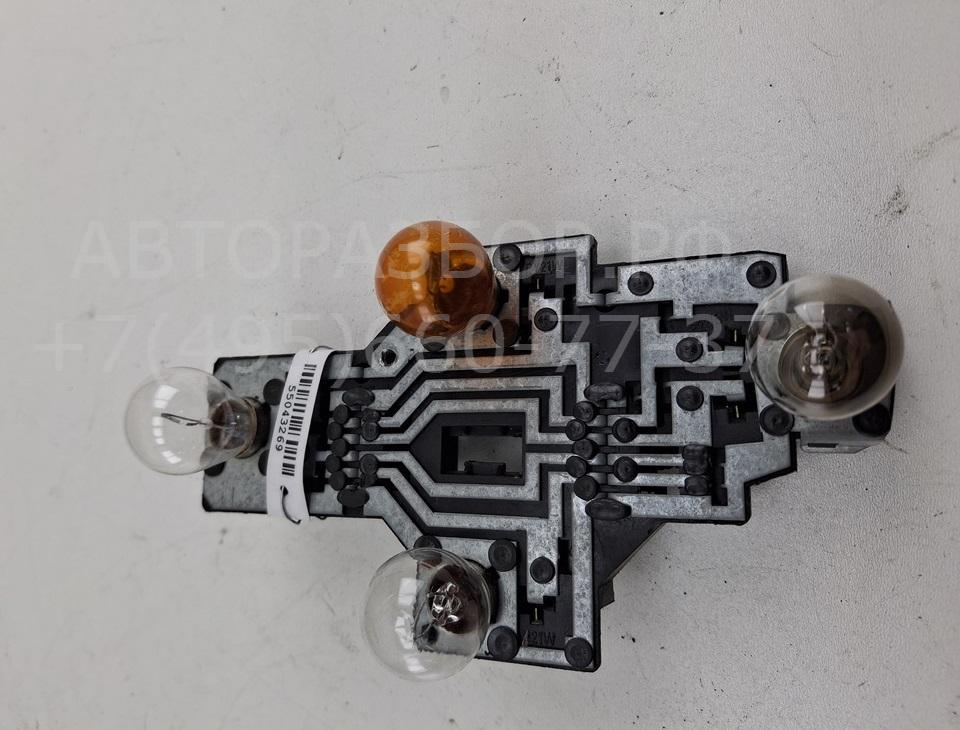 Плата заднего фонаря левого