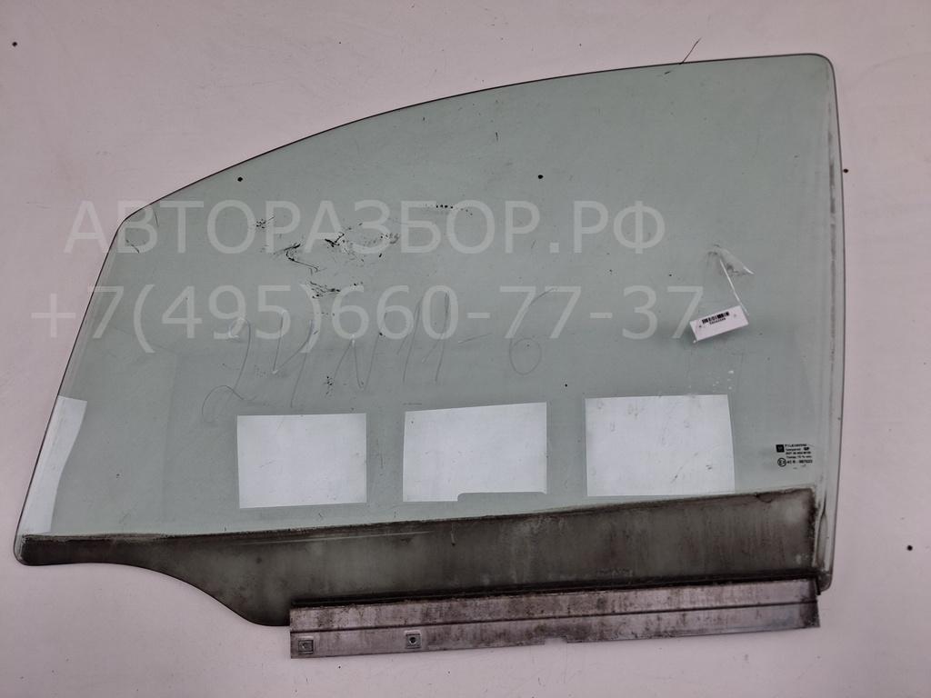 Стекло двери передней левой