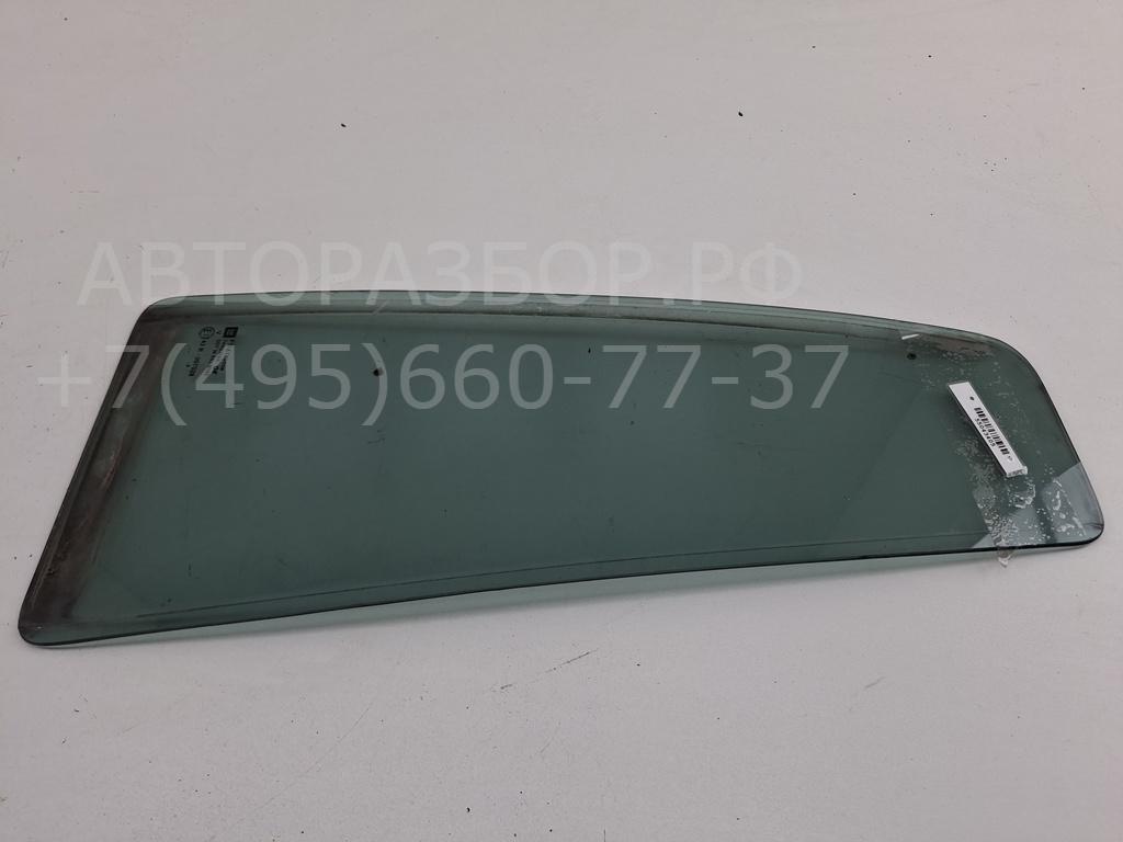 Стекло двери задней правой (форточка)