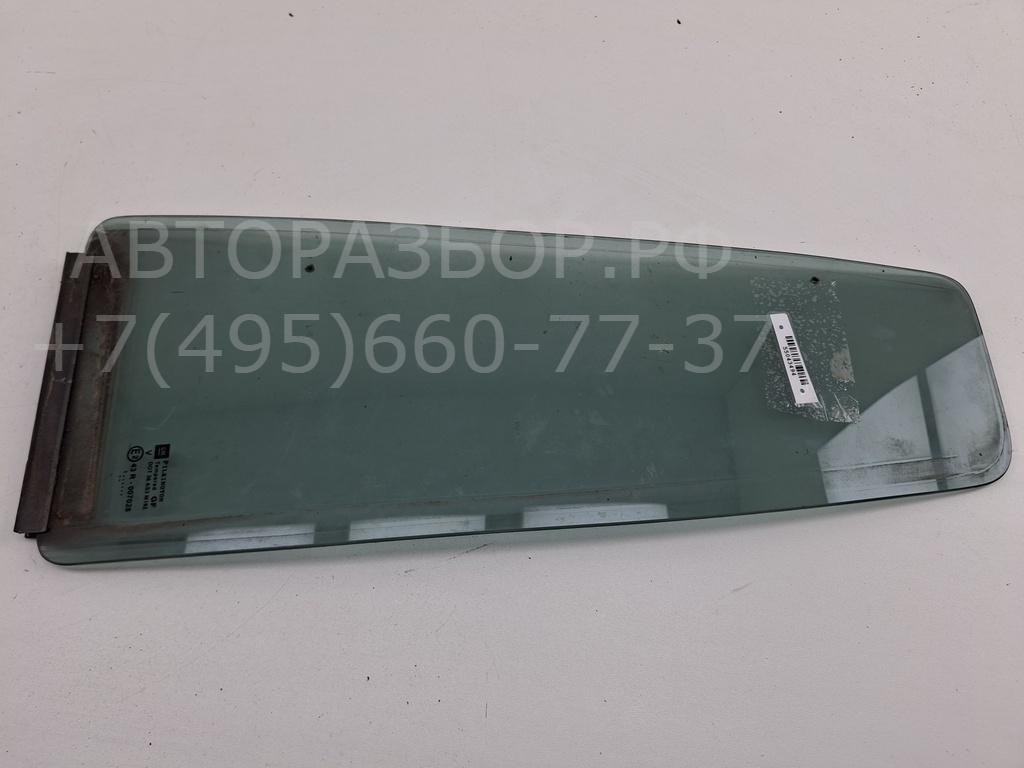 Стекло двери задней левой (форточка)