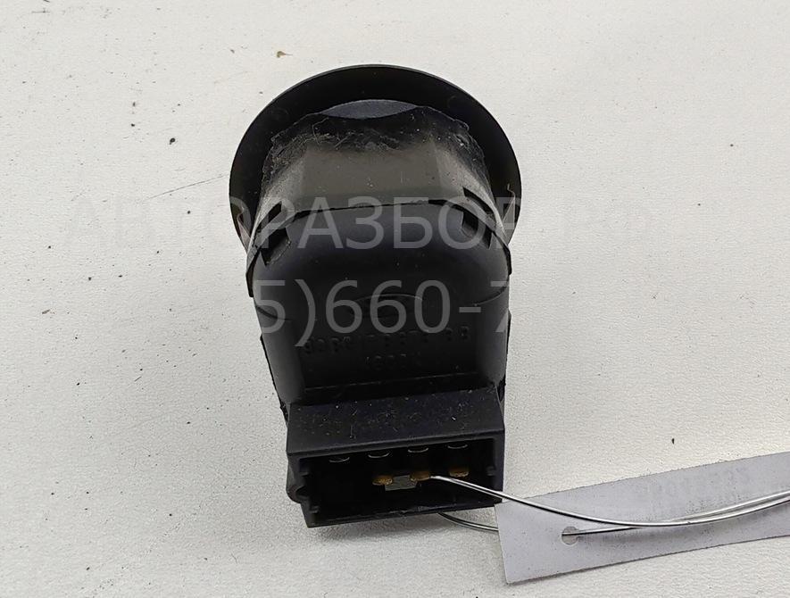 Кнопка регулировки зеркала