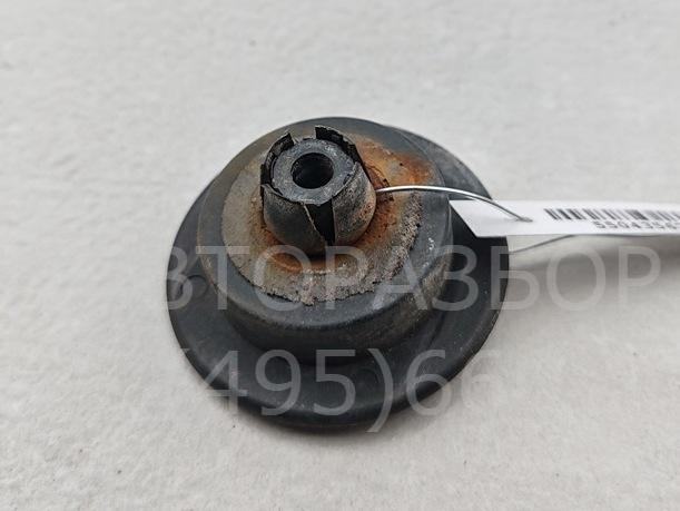 Кронштейн переднего бампера