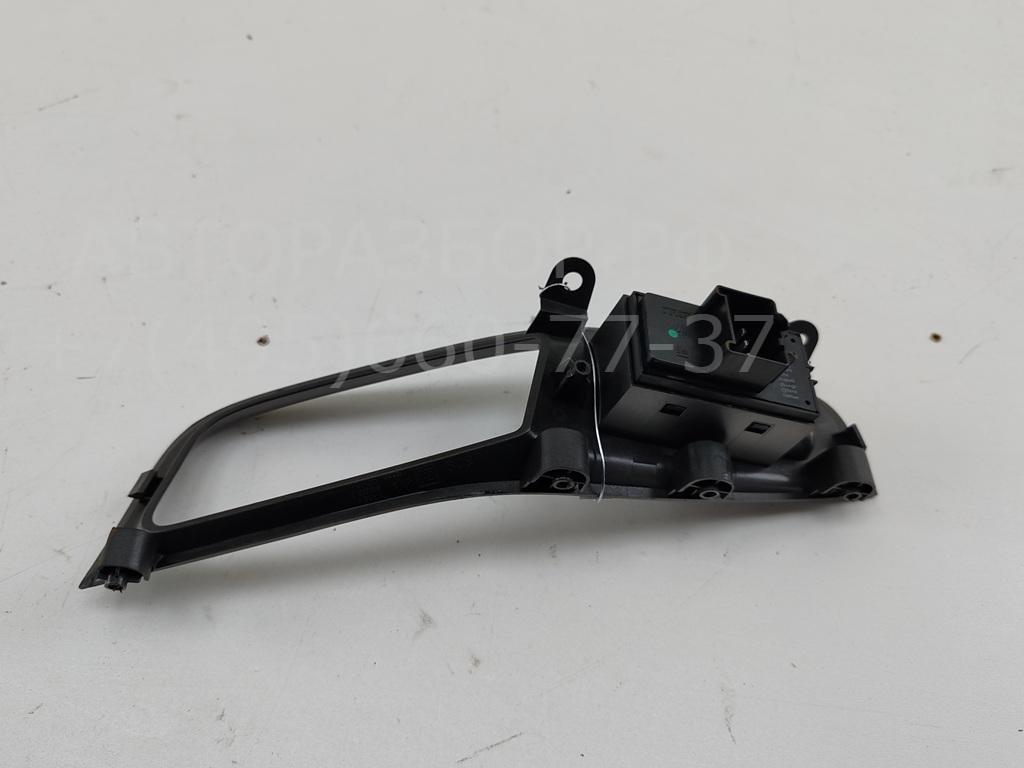 Кнопка стеклоподъемника