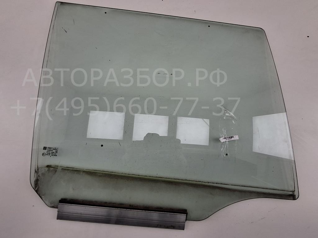 Стекло двери задней правой