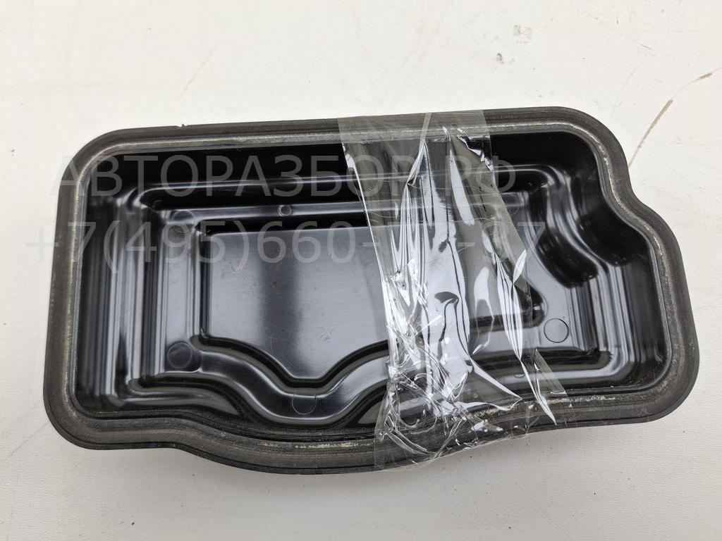 Крышка фары левой