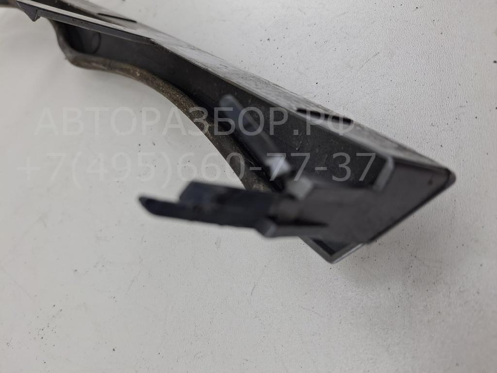 Планка под фару правая