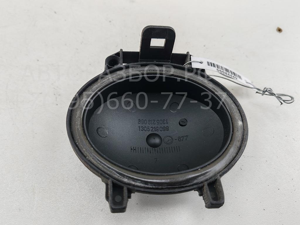 Крышка фары левой