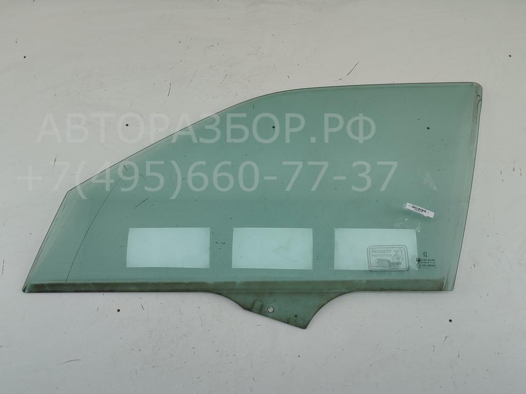 Стекло двери передней левой