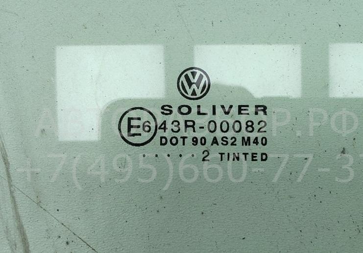 Стекло двери передней правой