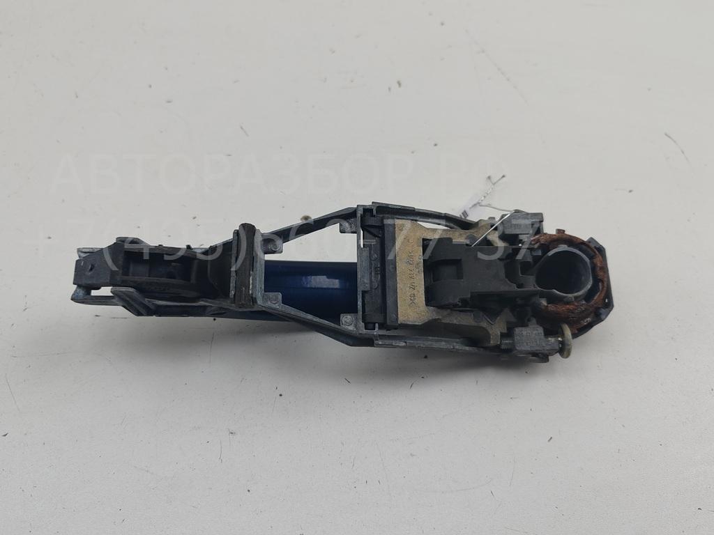 Ручка двери передней наружная правая