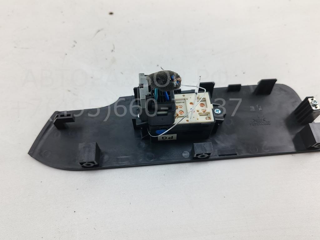 Кнопка стеклоподъемника