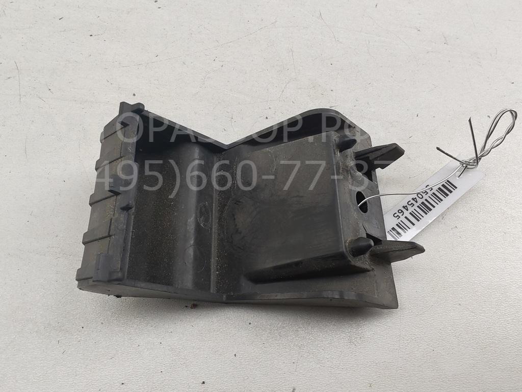 Крепеж фары