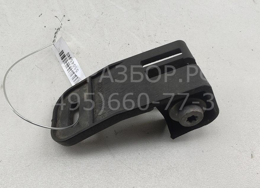 Кронштейн фар правый