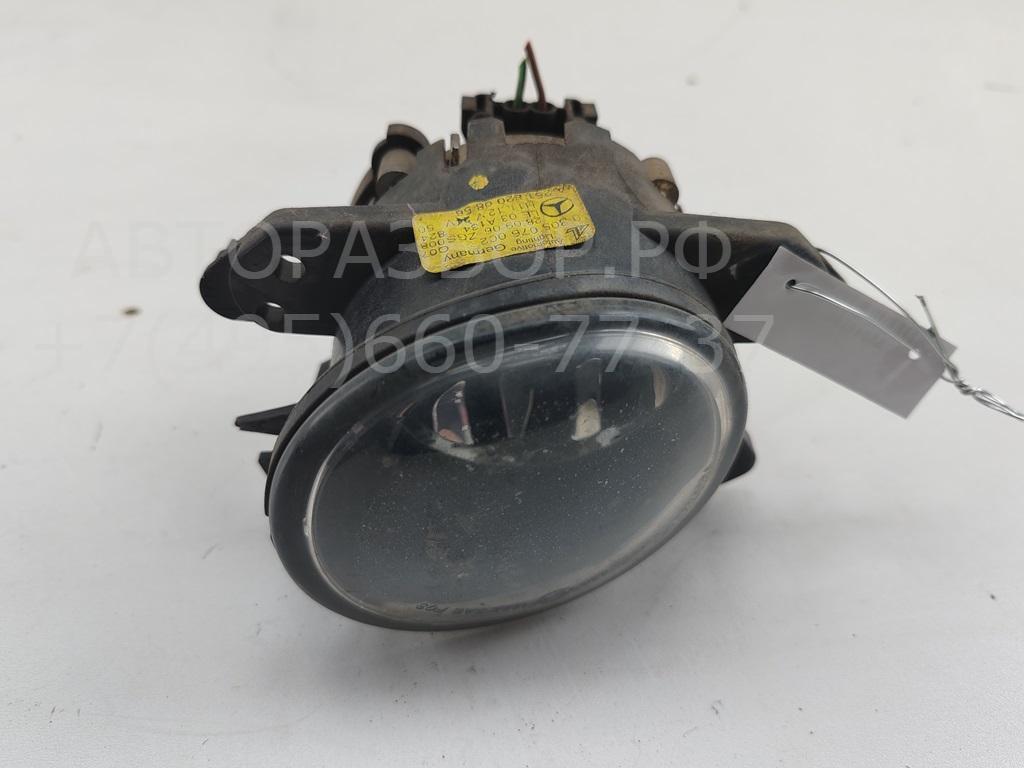 Фара противотуманная правая