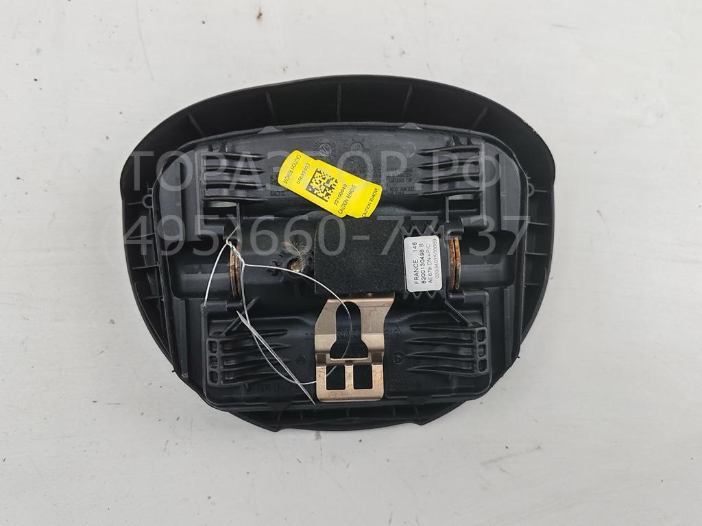 Подушка безопасности в рулевое колесо