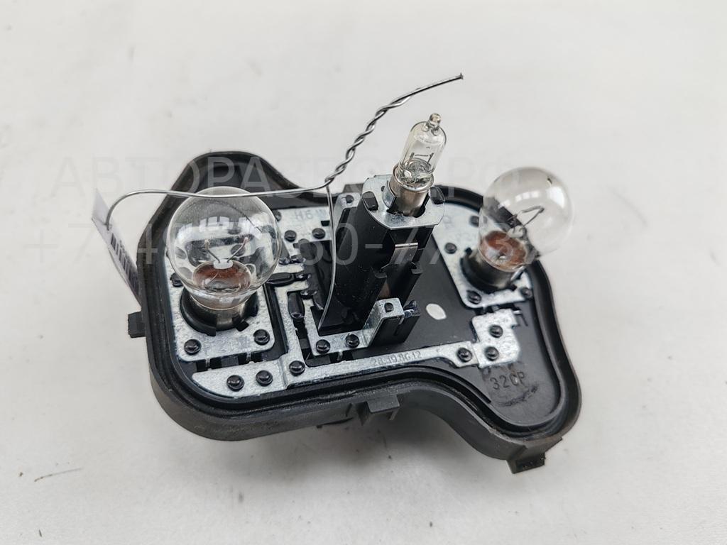 Плата заднего фонаря правого