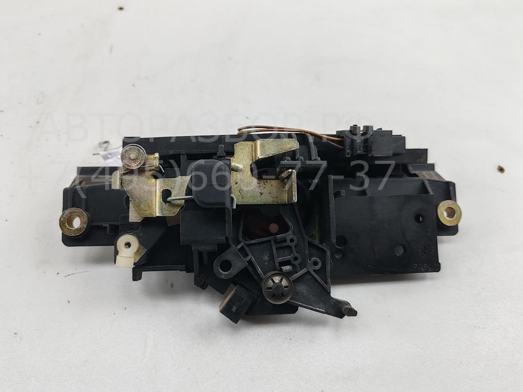 Ручка двери багажника наружная