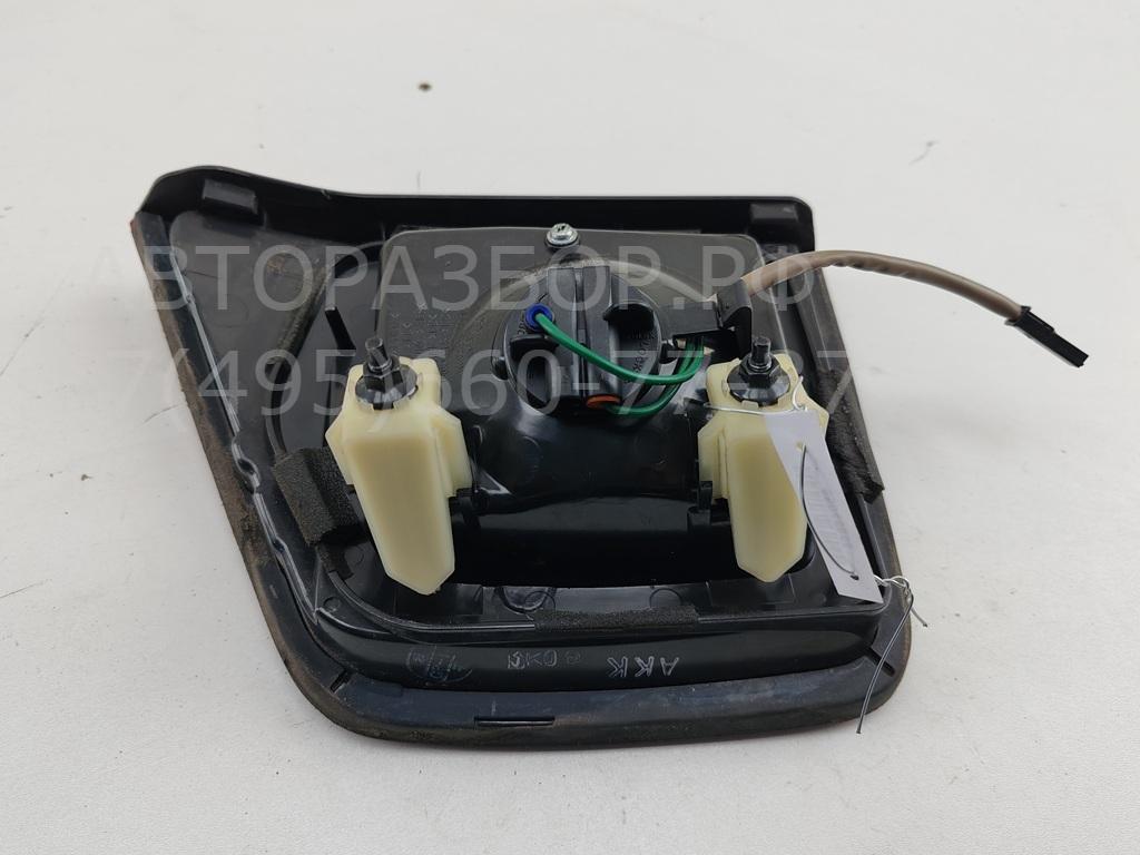 Фонарь задний внутренний левый