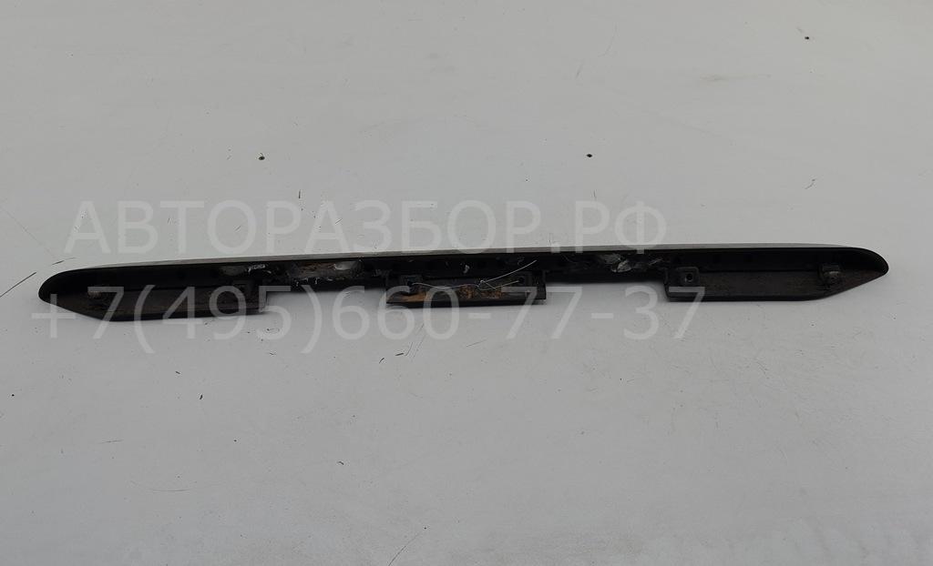 Накладка крышки багажника