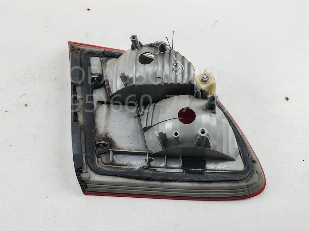 Фонарь задний внутренний правый