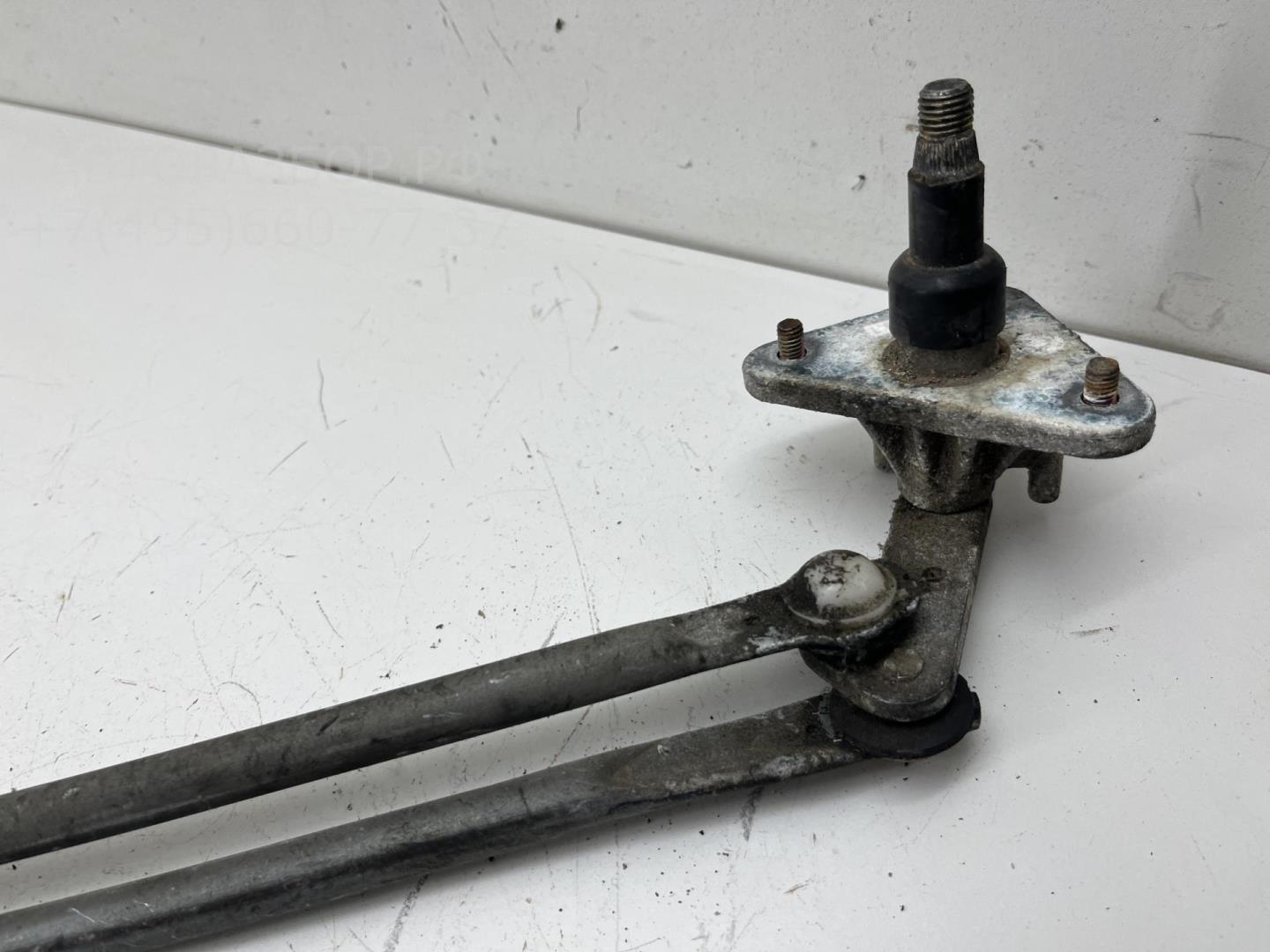 Моторчик стеклоочистителя передний