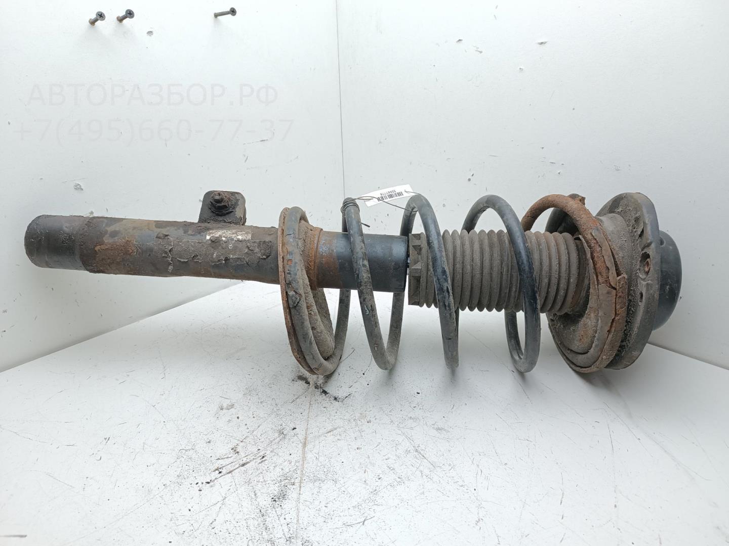 Амортизатор передний левый