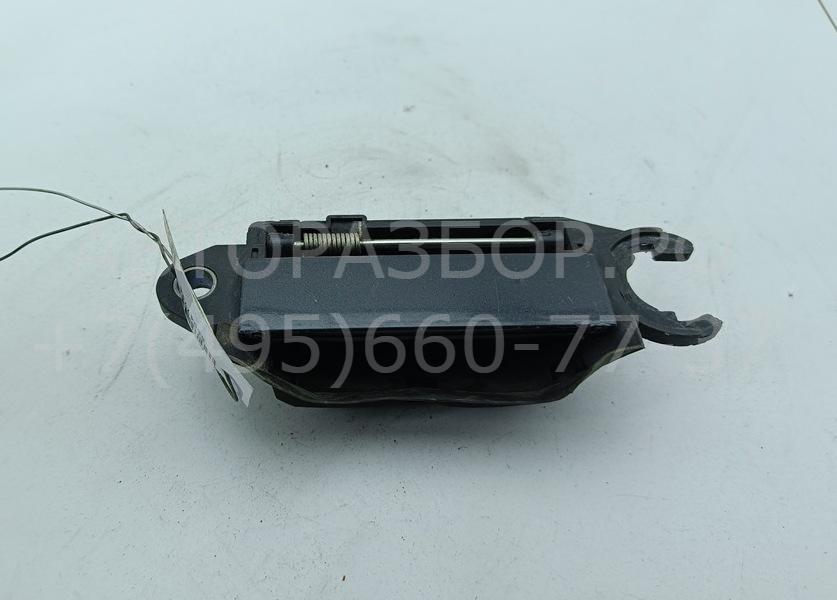 Ручка двери передней наружная левая