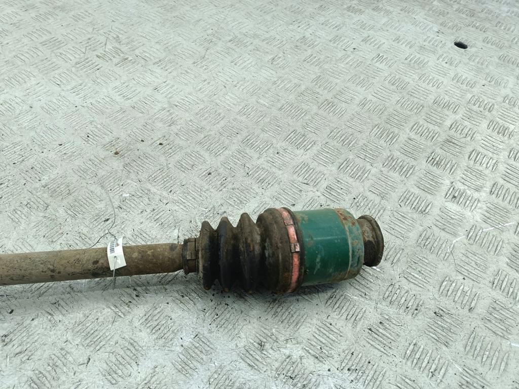 Полуось передняя левая