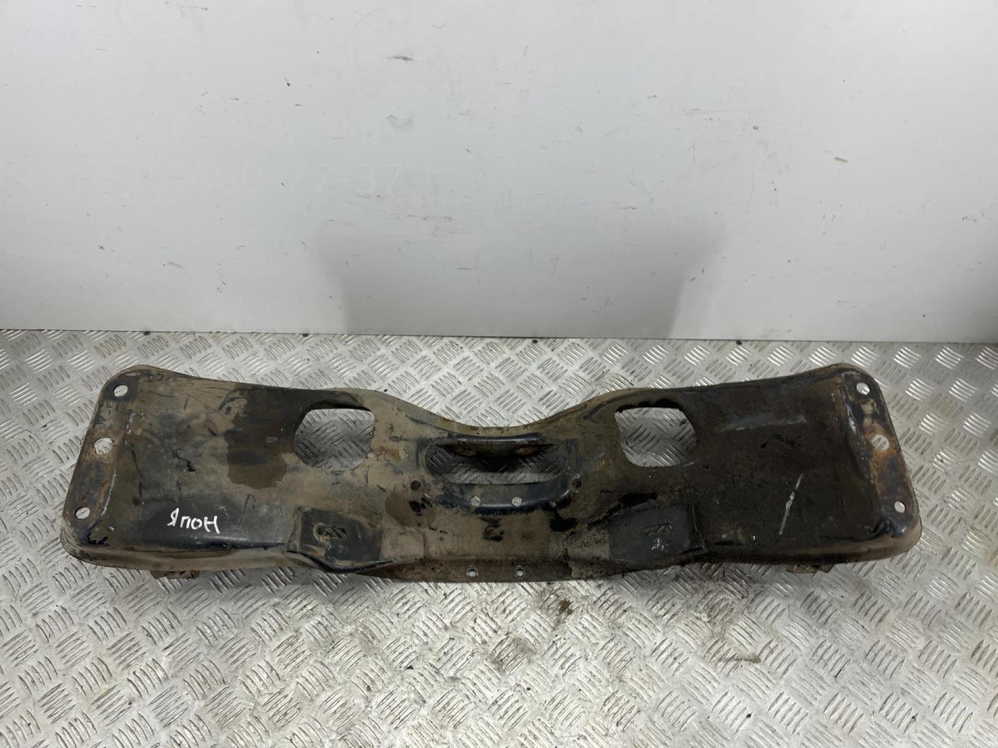 Балка подмоторная