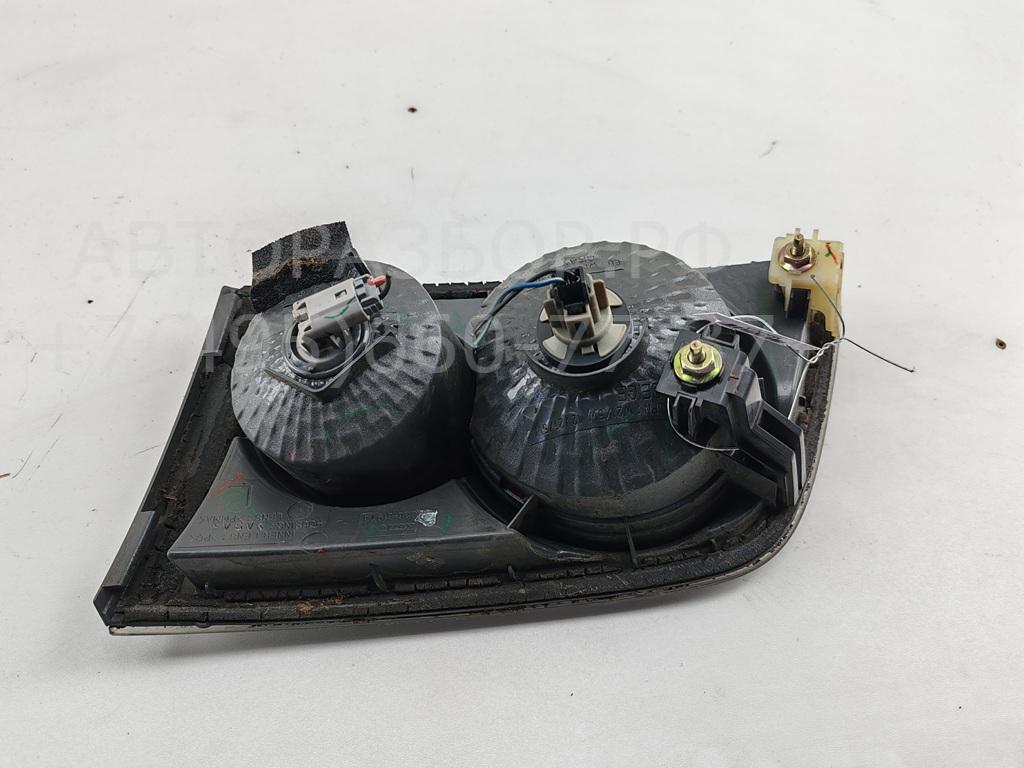 Фонарь задний внутренний левый