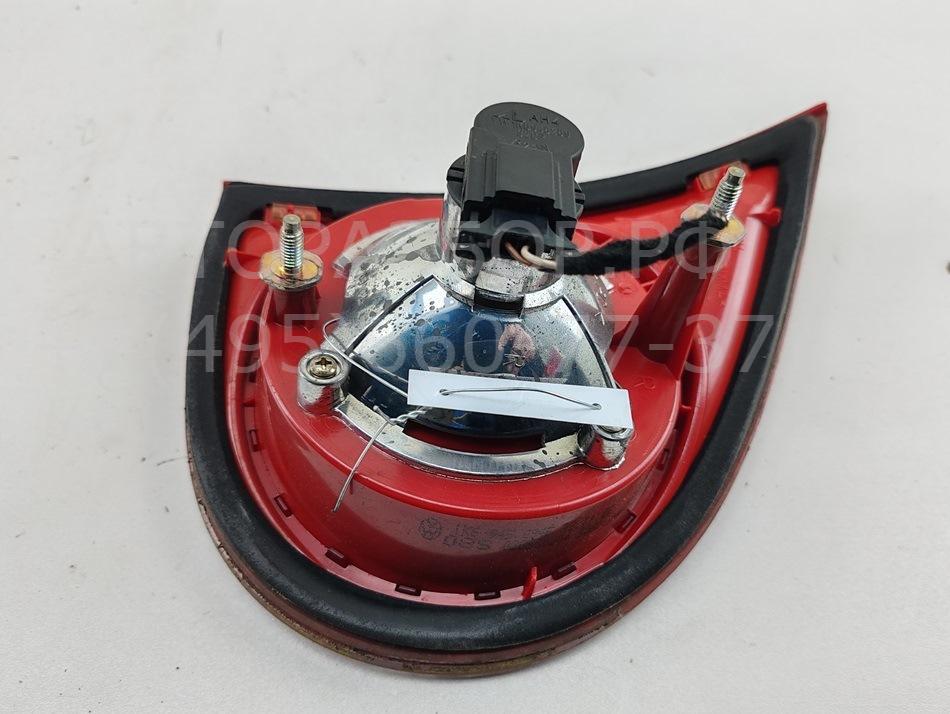 Фонарь задний внутренний правый