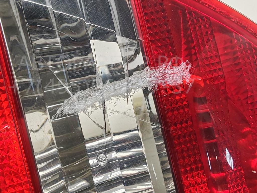 Фонарь задний внутренний правый