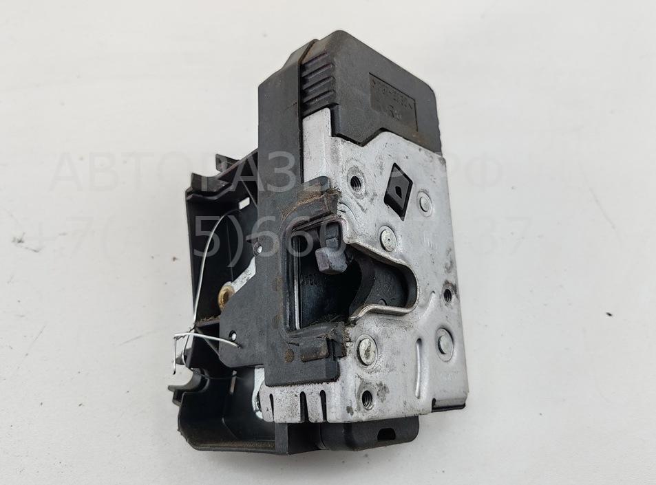 Замок двери передней правой