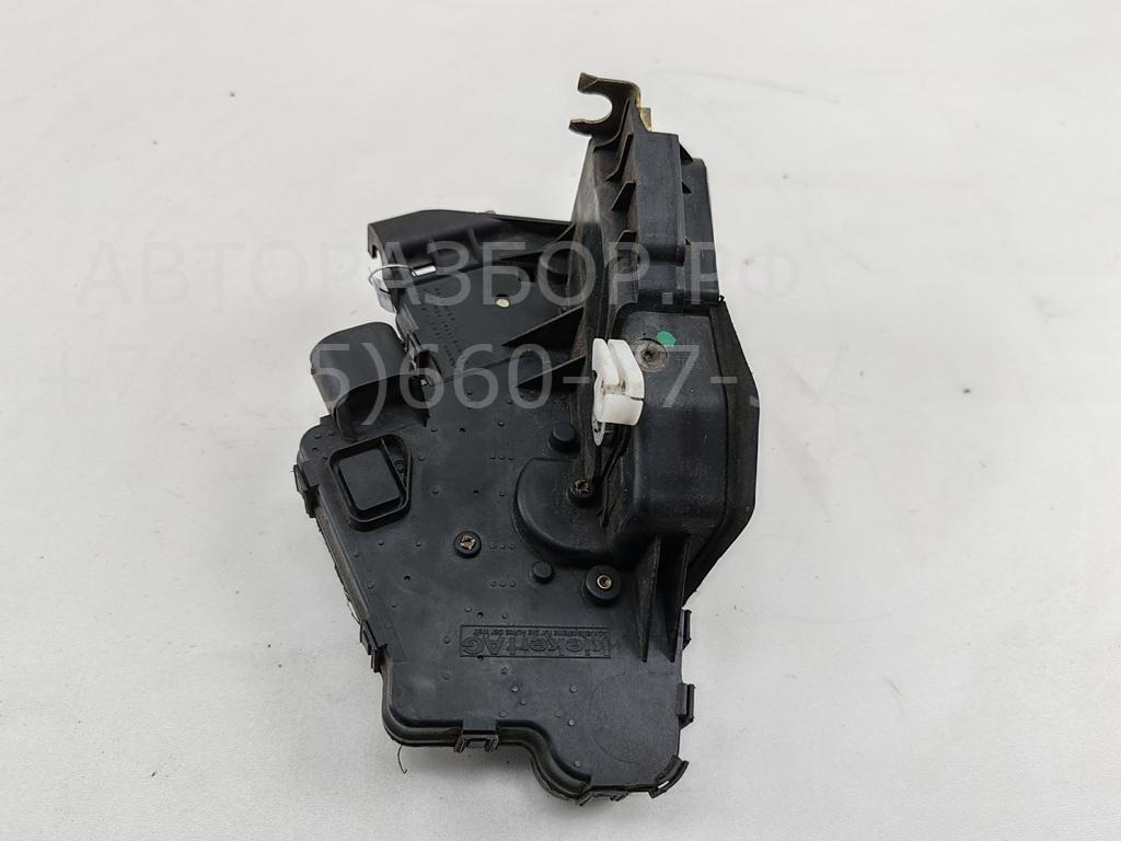 Замок двери передней правой