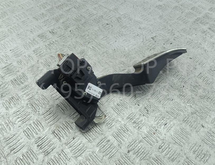 Педаль газа