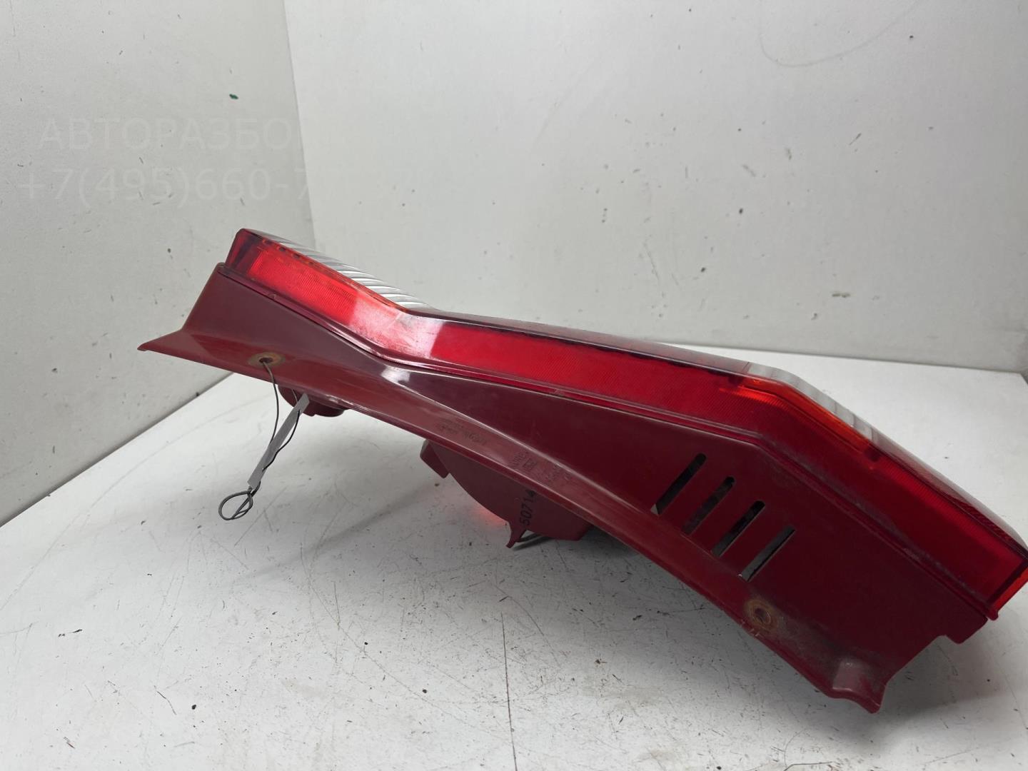 Фонарь задний правый