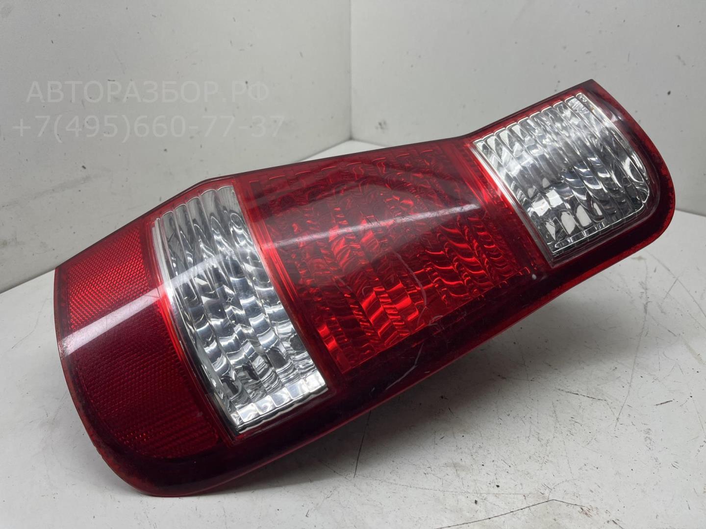 Фонарь задний правый