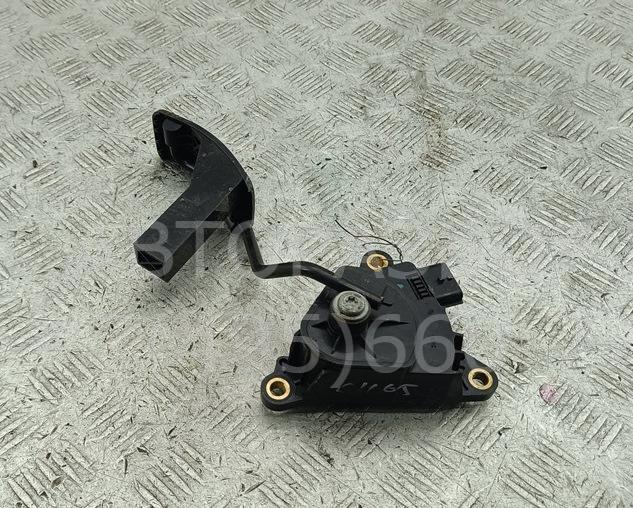 Педаль газа