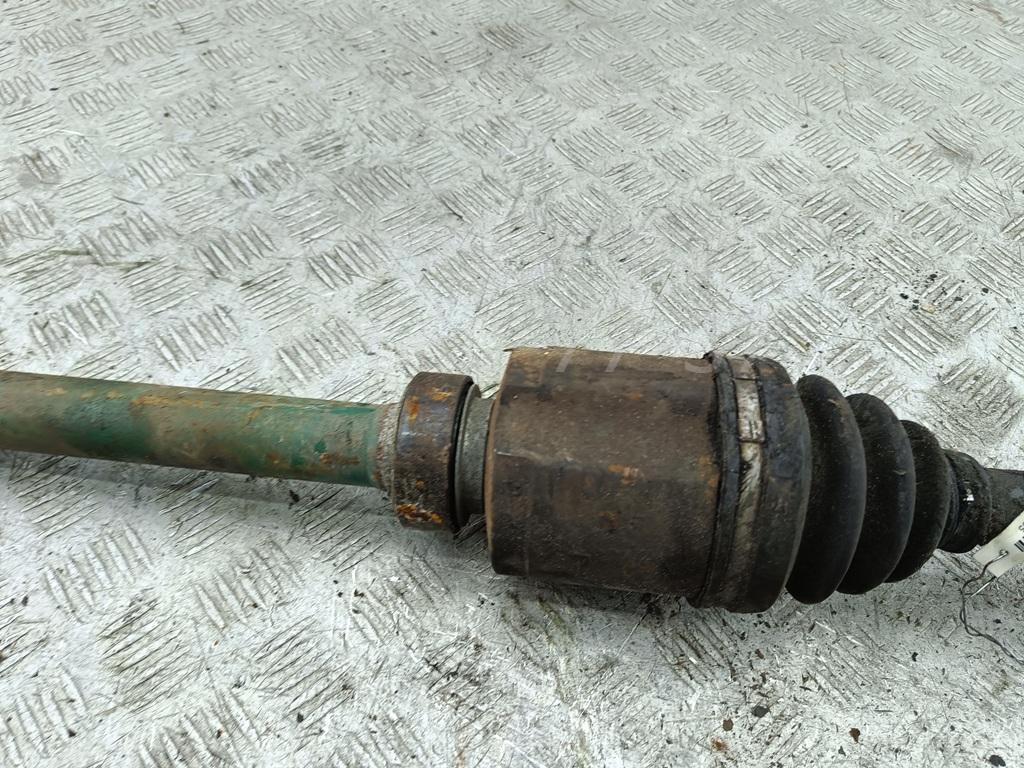 Полуось передняя правая