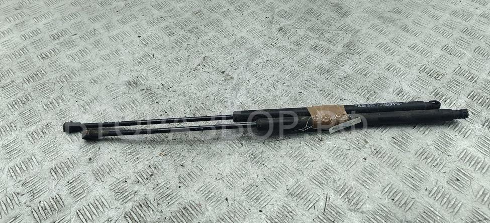 Амортизатор крышки багажника