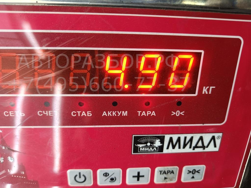 Шторка багажника