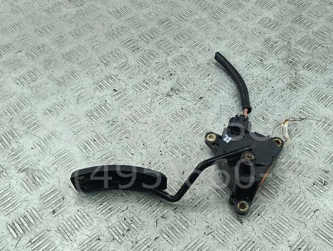 Педаль газа