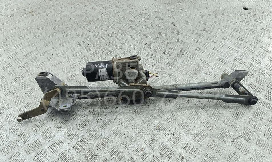 Моторчик стеклоочистителя передний